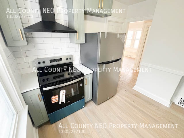 Building Photo - 4306 Buechner Ave