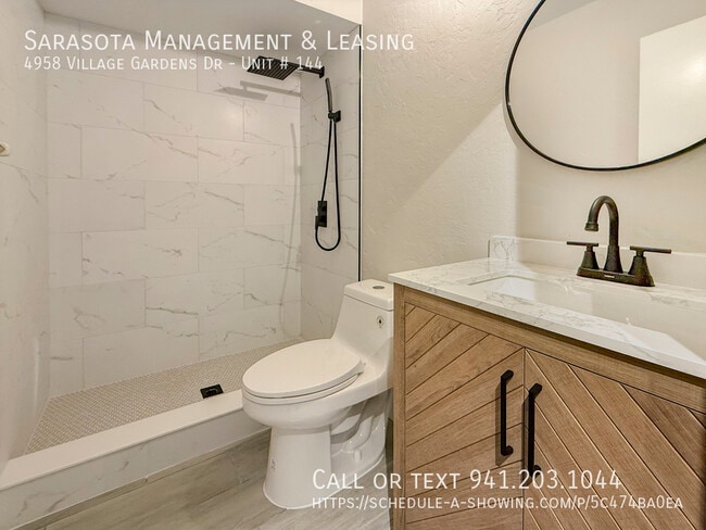 Building Photo - 4958 Village Garden Dr