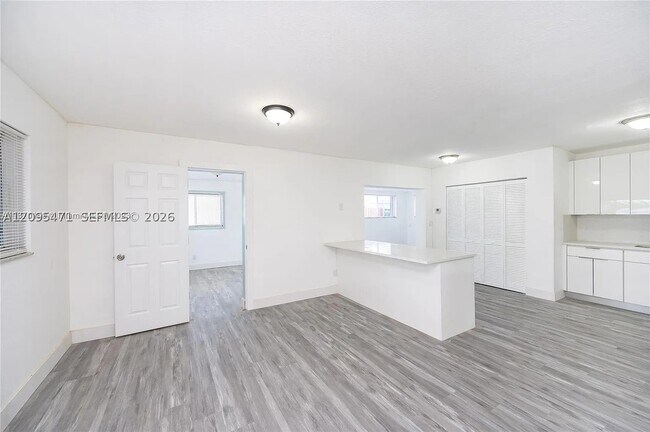 Building Photo - 11950 SW 182nd Terrace