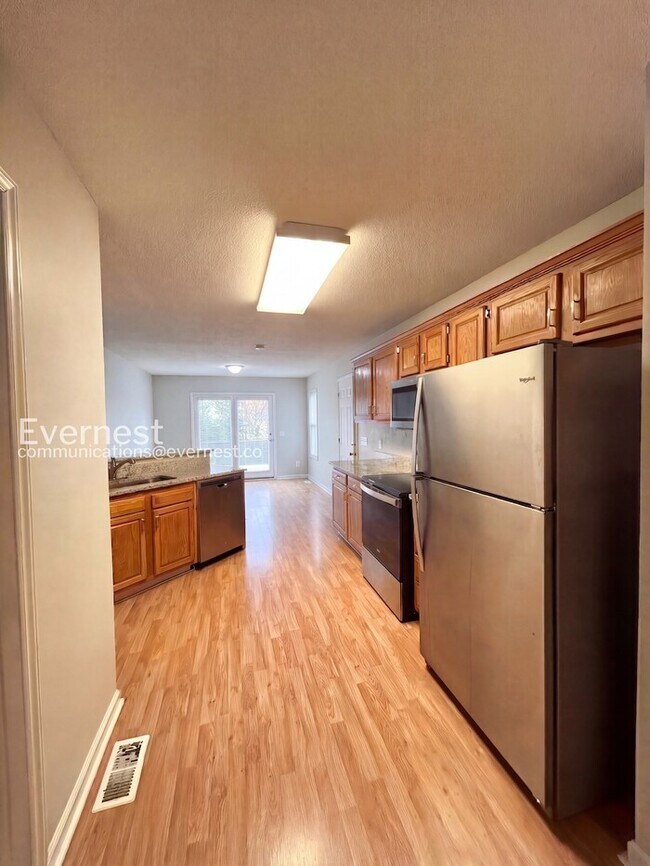 Building Photo - 1356 Mistletoe Ridge Pl NW