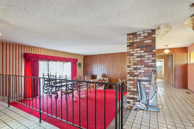 Building Photo - 2507 Golf Rd