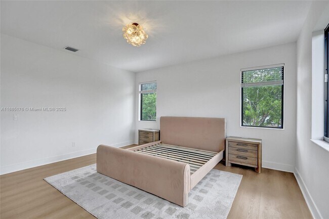 Building Photo - 13145 Addilyn Ct