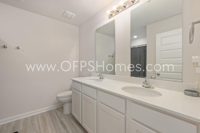 Building Photo - 4627 Naval Ct