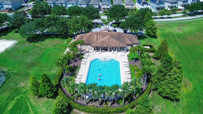 Building Photo - 2318 Lancashire St