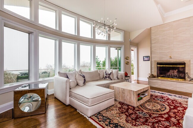 Building Photo - 21 Beech St