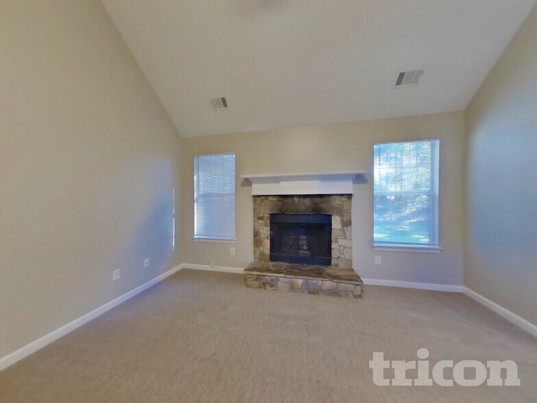 Building Photo - 538 Grove Pointe Ct