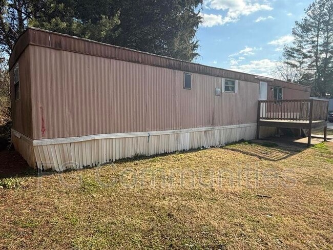 Building Photo - 1815 Conley Rd