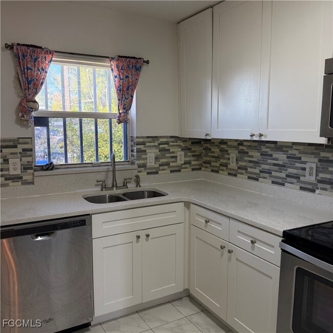 Building Photo - 2172 Simon Ct