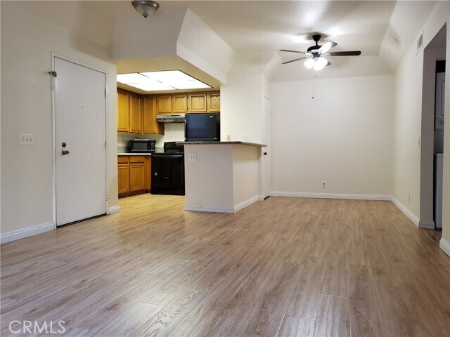 Building Photo - 22889 Hilton Head Dr