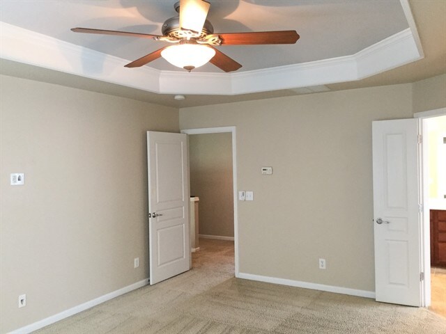 Building Photo - 10820 River Oaks Dr NW