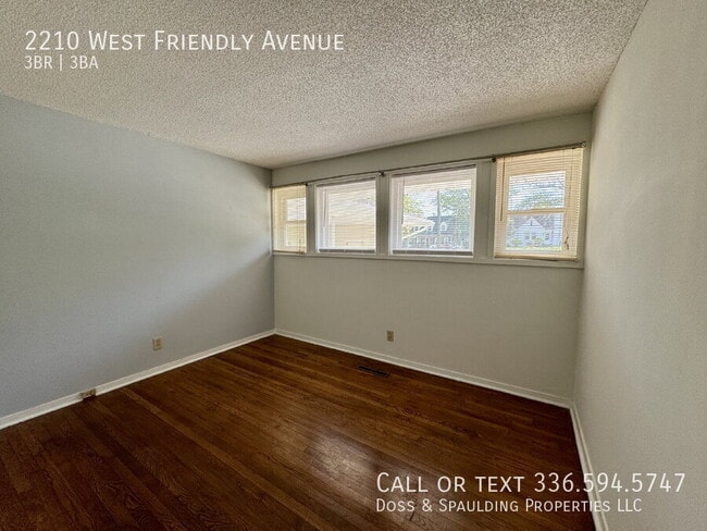 Building Photo - 2210 W Friendly Ave