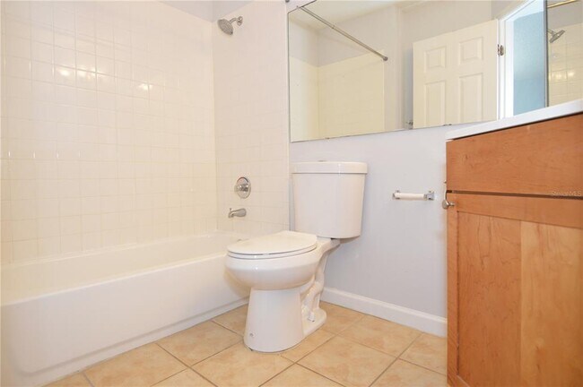 Building Photo - 2500 Winding Creek Blvd