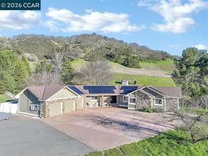 Building Photo - 4161 Leon Dr