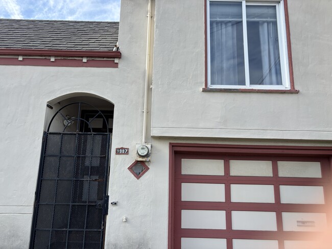 Building Photo - 1987 31st Ave