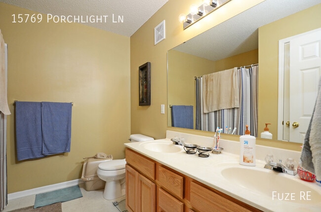 Building Photo - 15769 Porchlight Ln