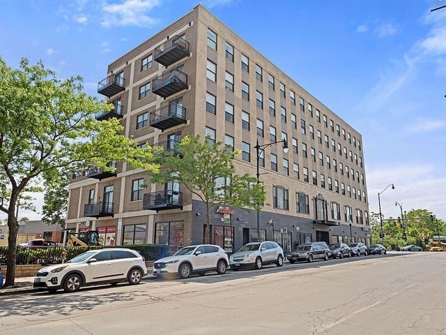 Primary Photo - 1791 W Howard St