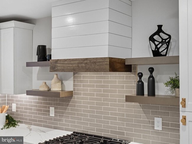 Building Photo - 4512 Sleaford Rd