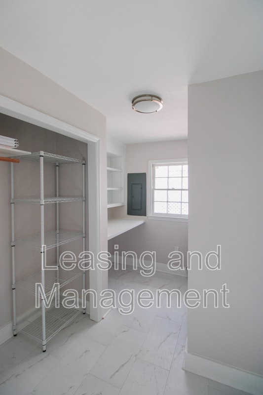 Building Photo - 25 Ashley Ave