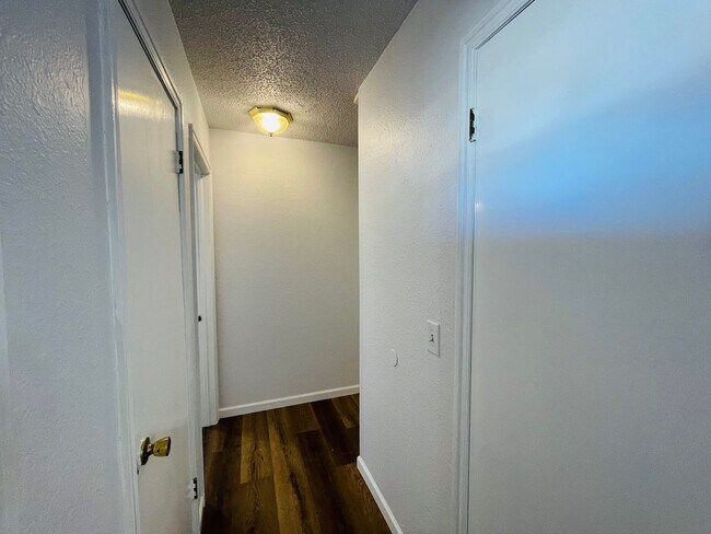 Building Photo - Current remolded home in Union School District