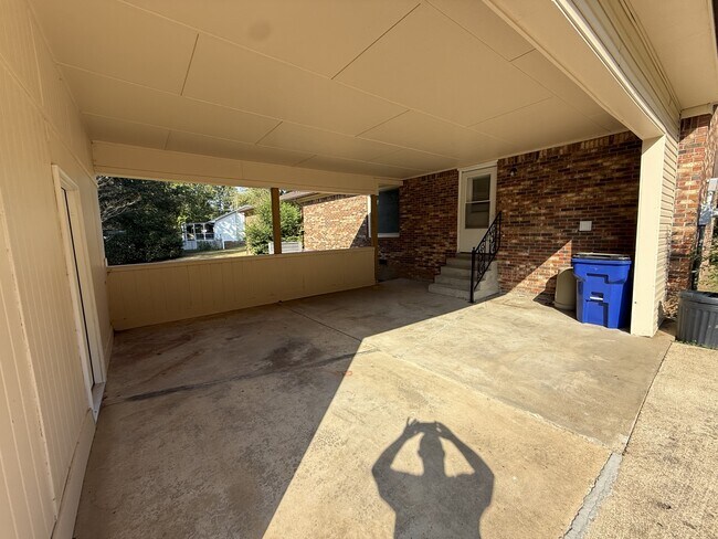Building Photo - 364 Ridgewood Dr