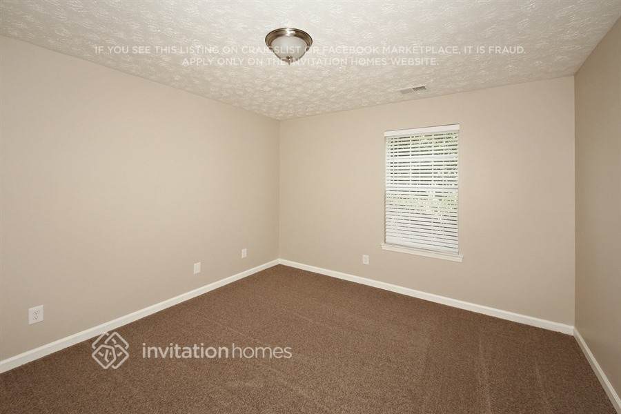 Building Photo - 185 Mountainview Dr