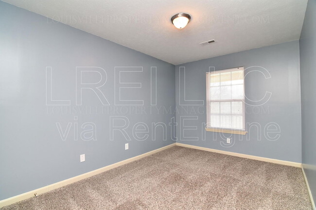 Building Photo - 304 Keeneland Dr