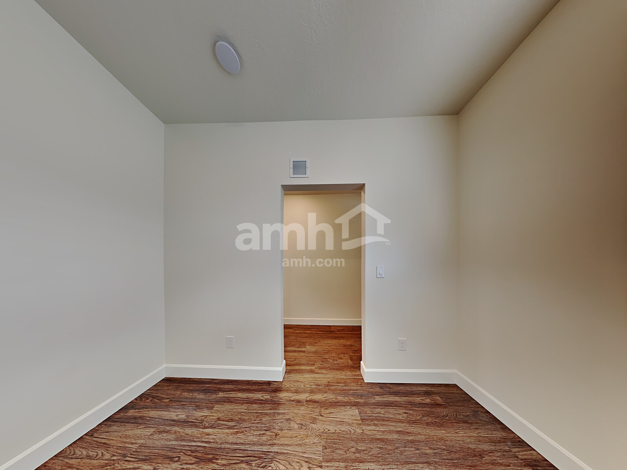Building Photo - 211 Allen Ln