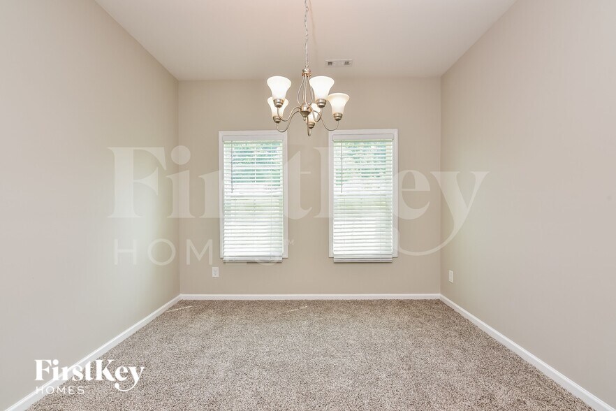 Building Photo - 6188 Leverett Dr