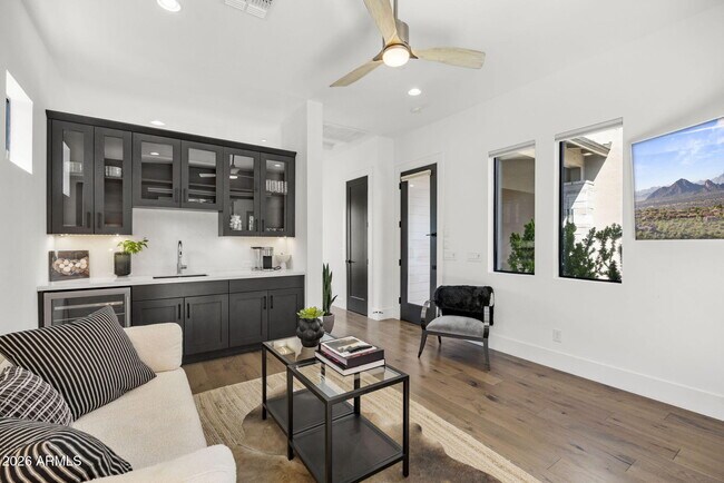 Building Photo - 13267 E Ranch Gate Rd