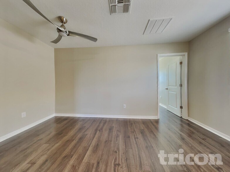 Building Photo - 7117 Ozello Trail Ave