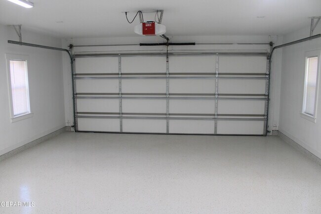 Building Photo - 3133 Fierro Dr