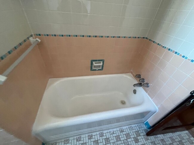 Building Photo - 4100 Levick St