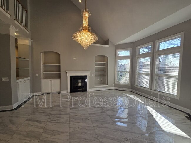 Building Photo - 315 Shadow Creek Dr