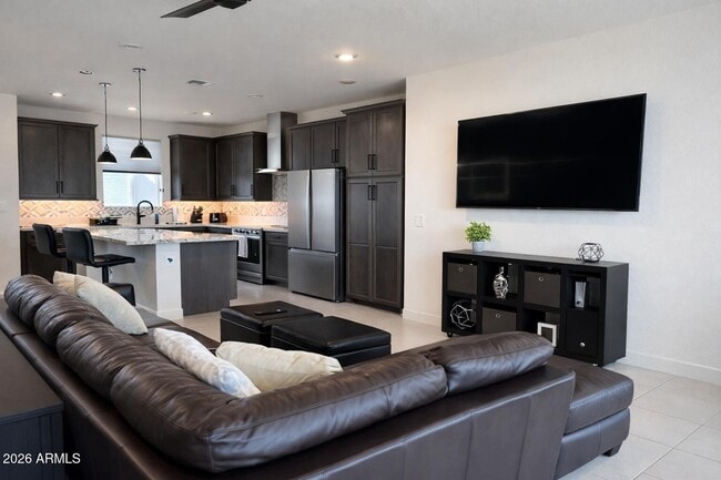 Building Photo - 11300 N Casa Dega Dr