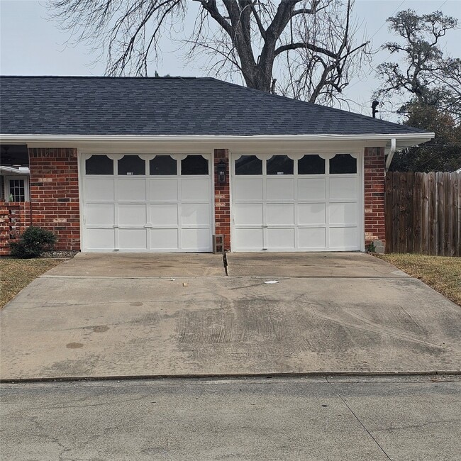 Building Photo - 4821 Burning Tree Dr