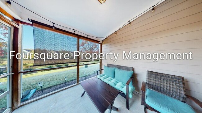 Building Photo - Town Home | Screened Back Porch | One Car ...