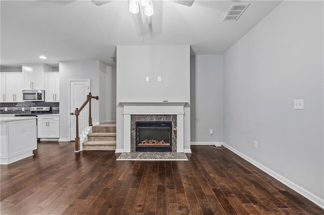 Building Photo - 5038 Longview Walk