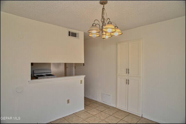 Building Photo - 10809 Jadestone St