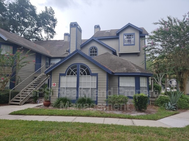 Building Photo - 956 Forest Ridge Ct