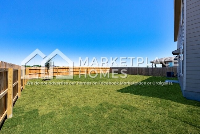 Building Photo - 400 Horizon Pointe