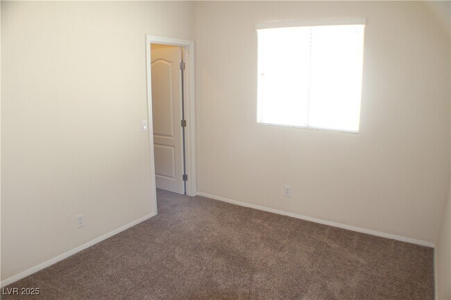 Building Photo - 5524 Markley Ave
