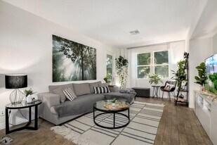 Building Photo - 7100 Playa Vista Dr