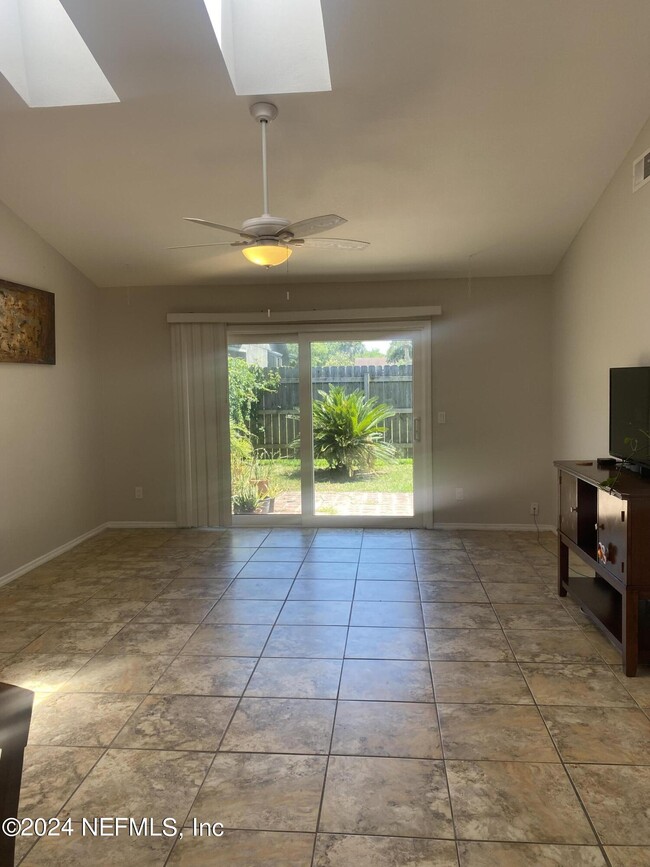 Building Photo - 141 Abaco Way