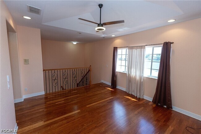 Building Photo - 8789 Paseo De Valencia St