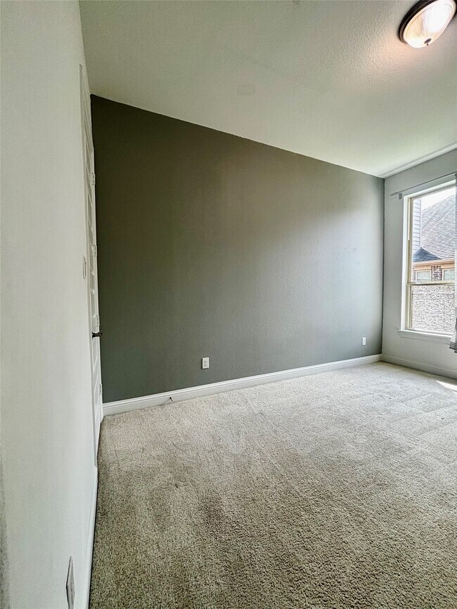 Building Photo - 13326 Lake Chesdin Rd