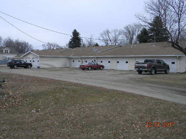 Building Photo - 109 12th St N