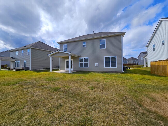 Building Photo - 5451 Cherwell Ave