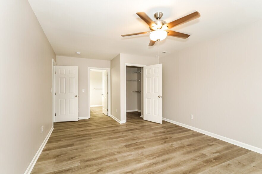 Building Photo - 12827 Winget Rd
