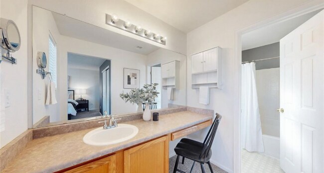 Building Photo - 6898 W Rockland Pl