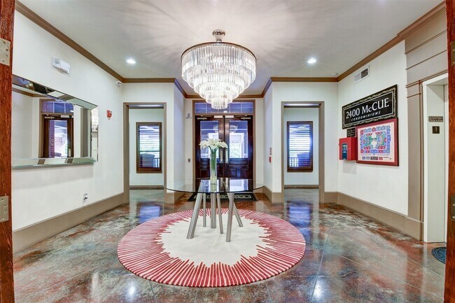 Building Photo - 2400 McCue Rd